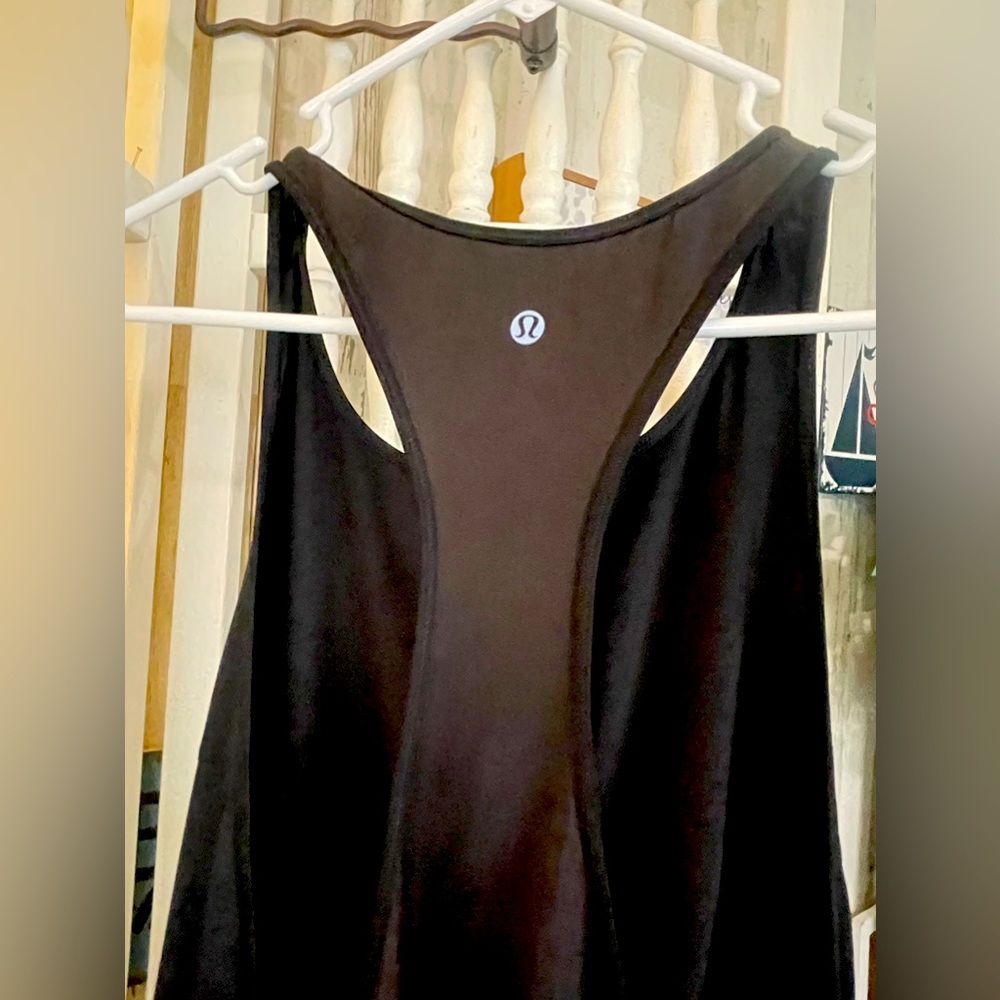Size 8 Lululemon tennis dress lightweight